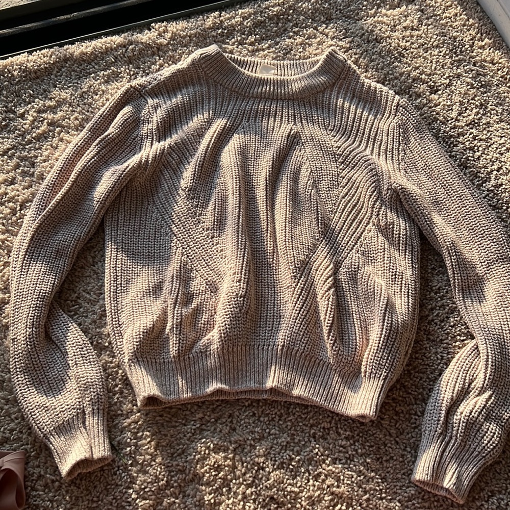 H&M sweater (light pink/nude, medium)